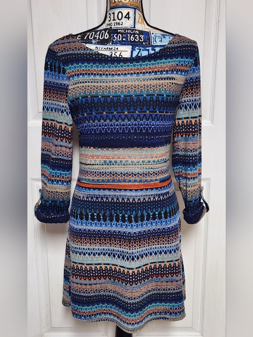 Junior Size Medium Knit Shift Dress Multicolor 3/4 Sleeve